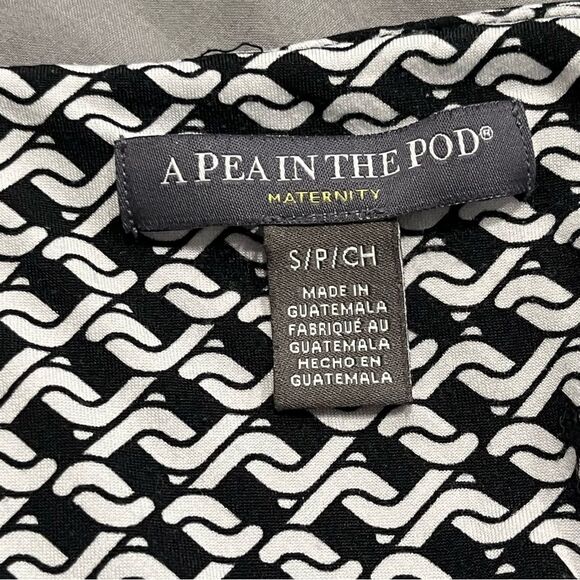 A Pea in the Pod Maternity Black & White Chainlink Print Wrap Dress Size Small - Picture 6 of 8